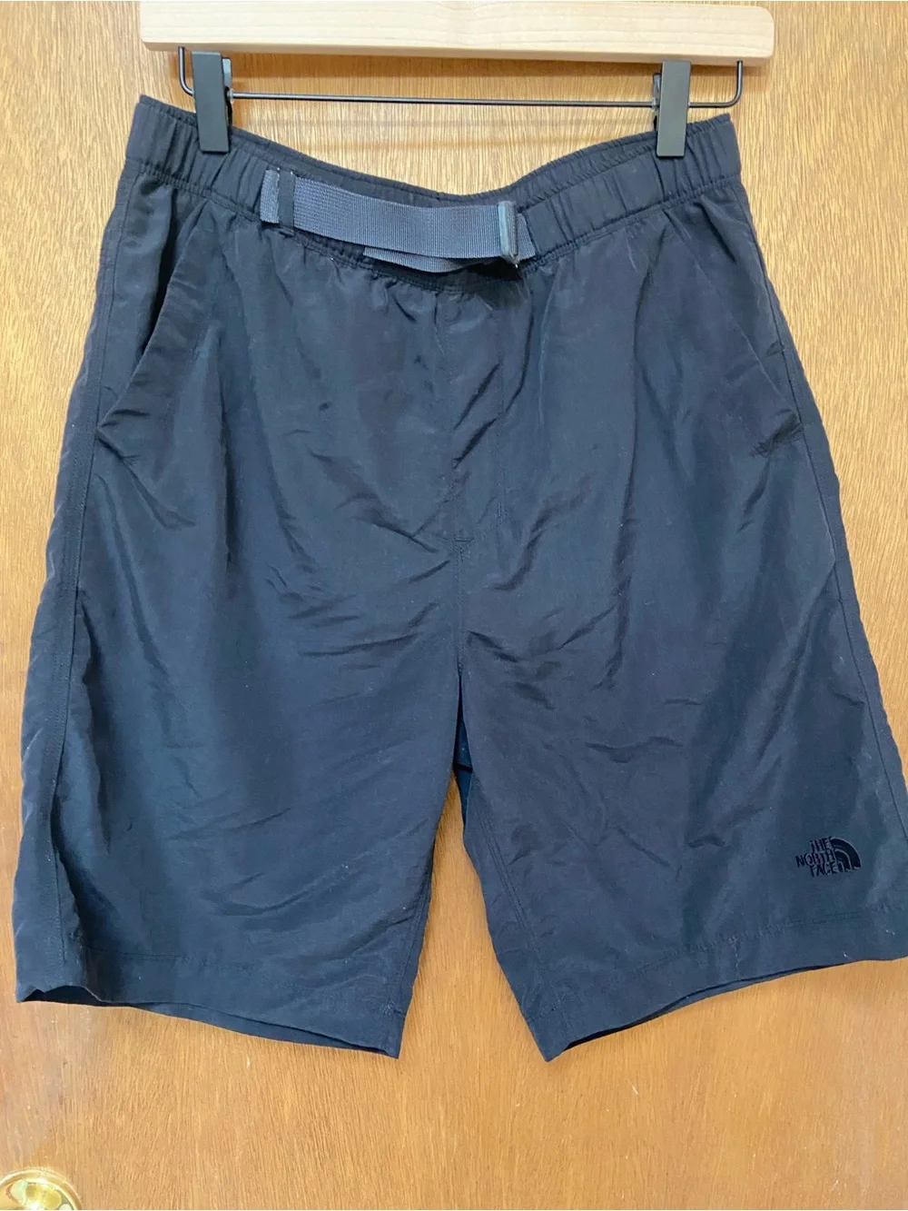 Men’s north face  black shorts